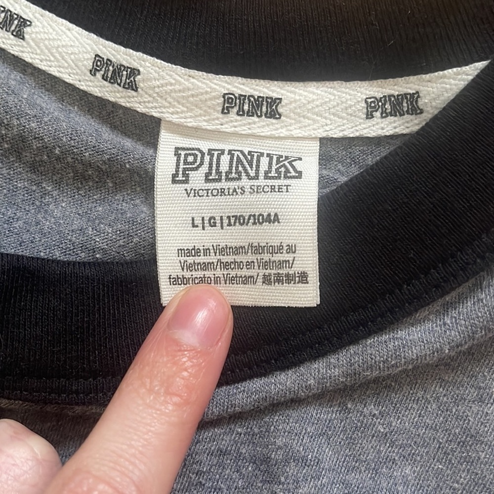 Pink tee - Picture 3 of 3